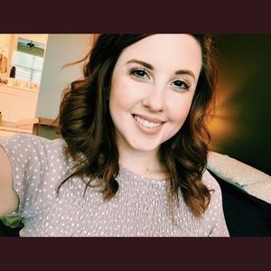 Meet your Posher, Kari